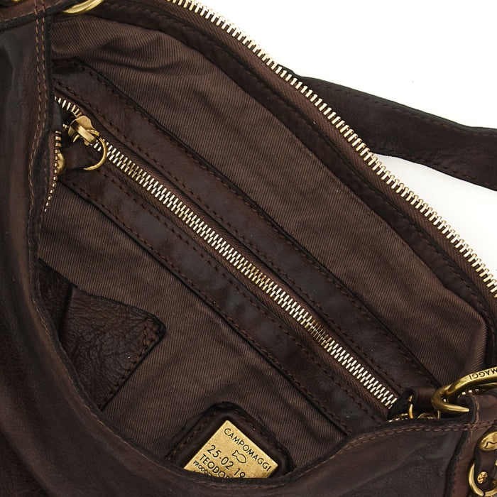 Borsa a Spalla "GIANNA" in pelle di vacchetta tinta in capo con borchie e medaglie.