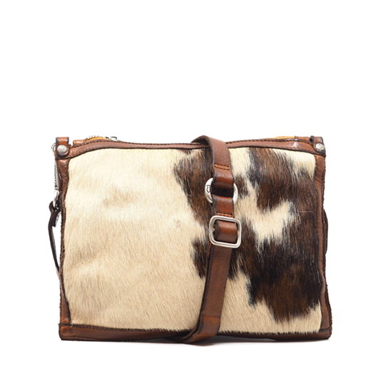 Bustina effetto cavallino della linea Diaspro in pelle Campomaggi C038500ND X2585 Cognac