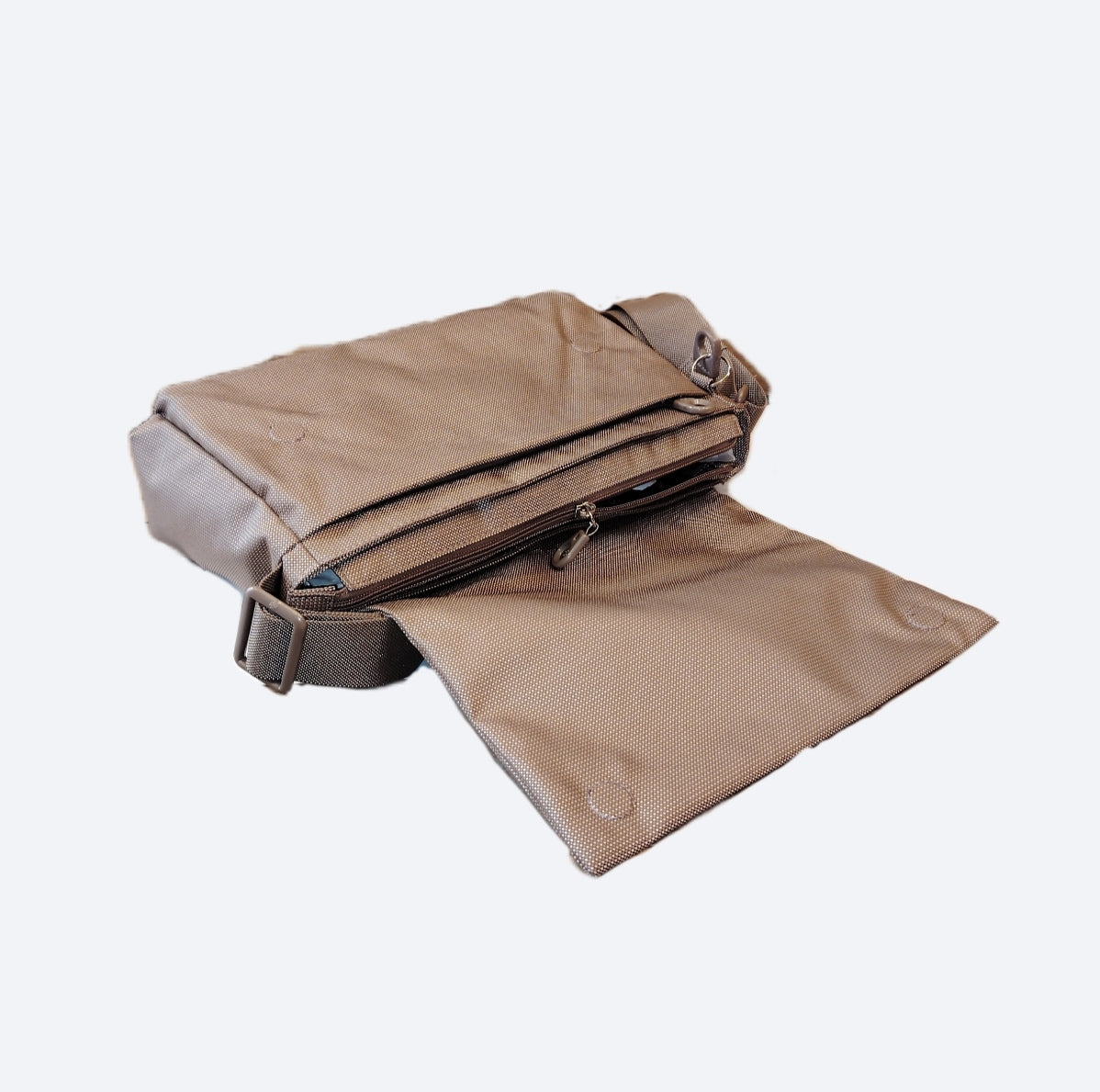 Tracolla c/patta in tessuto MD Mandarina Duck P10QMT28 Taupe