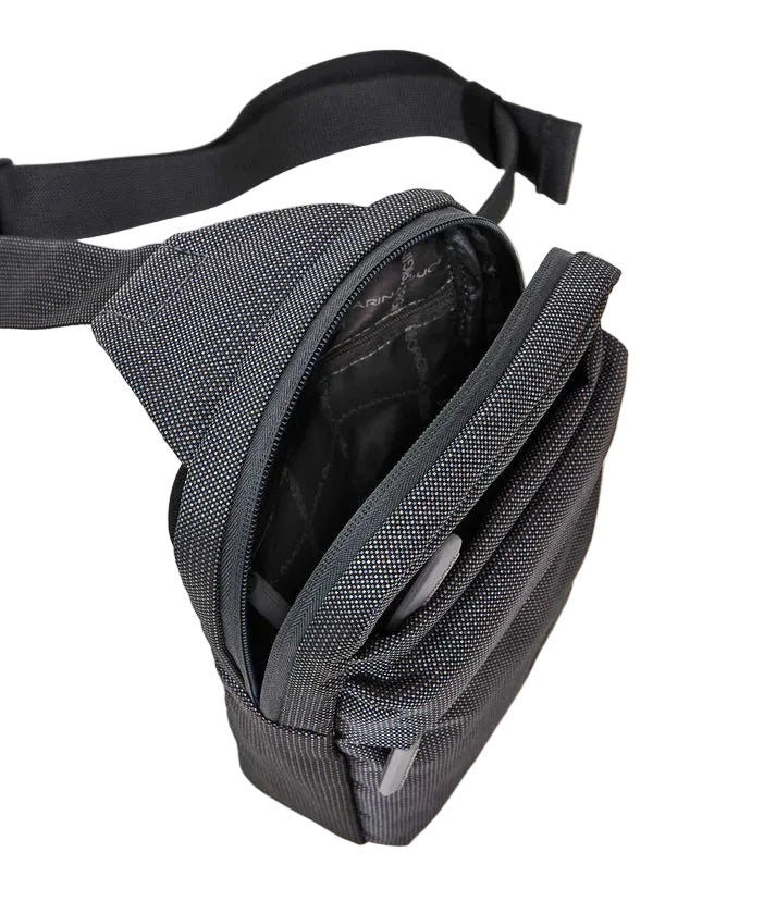 Single-shoulder sling bag District Mandarina Duck P10KPM02 Steel