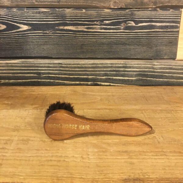 Spazzola da scarpe piccola antigraffio per lucidare in crine di cavallo Scura