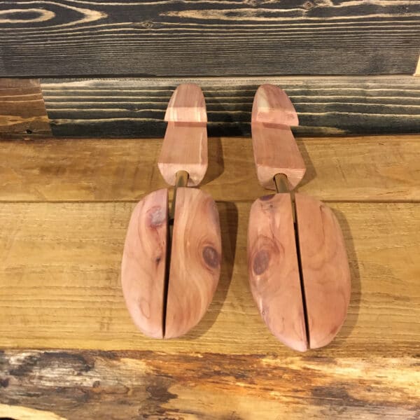 Men's shoe Tree in cedar Wood