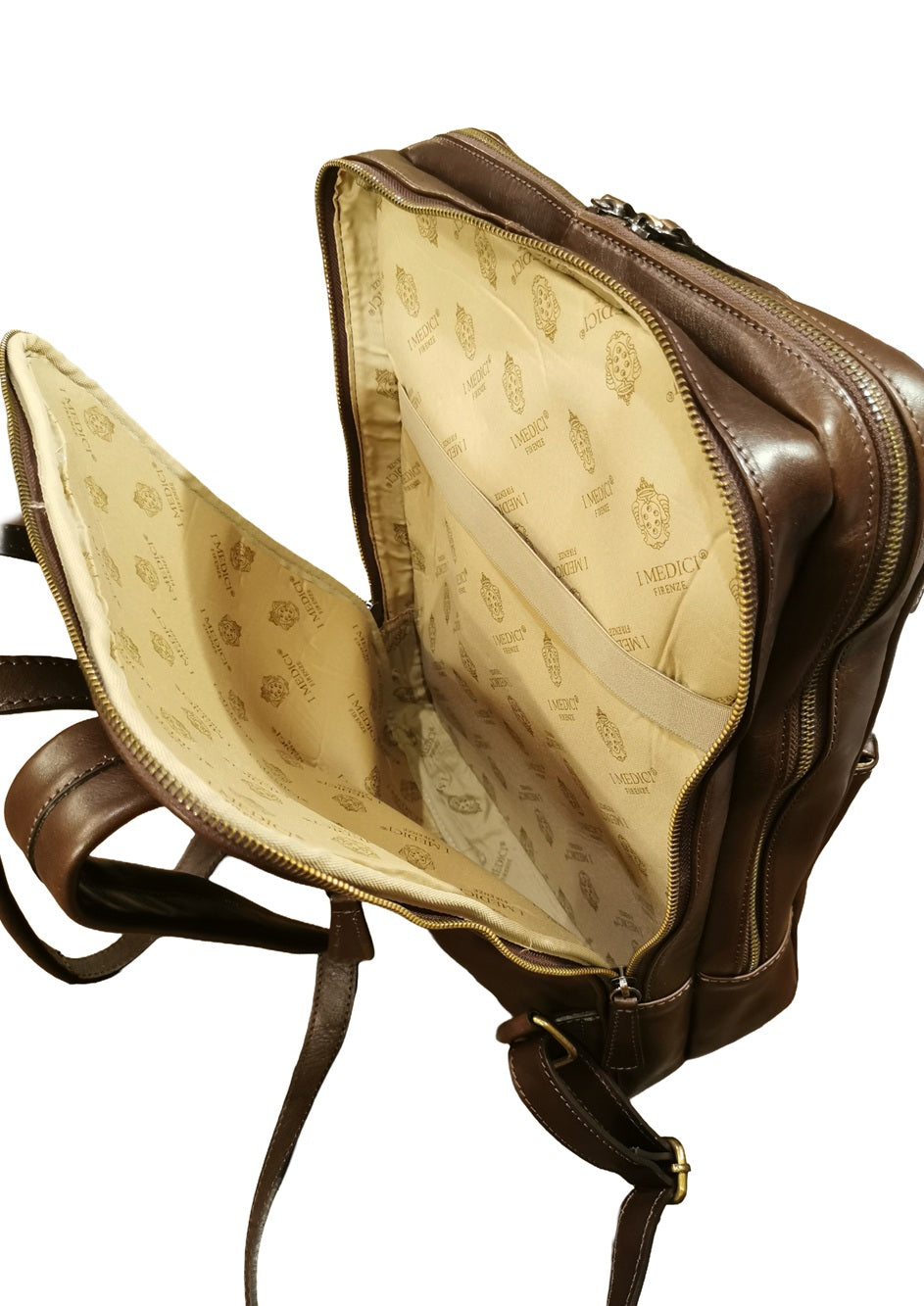 Zaino porta computer realizzato interamente in pelle. Made in Italy