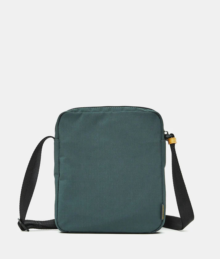 Mandarina Duck Y-lite fabric shoulder bag P10OWT02 Pine green
