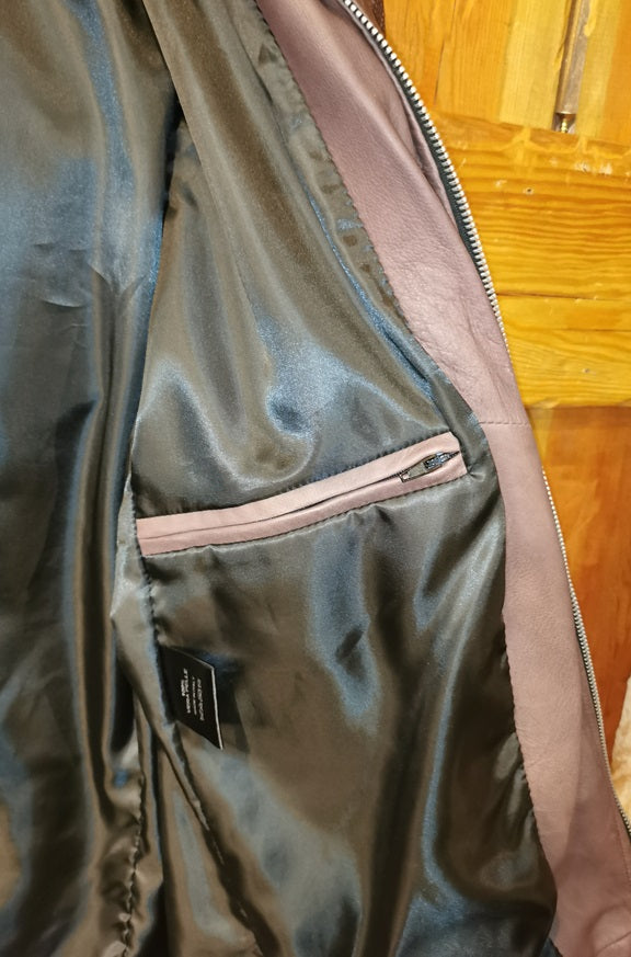 Giacca in pelle  tamponata a mano pelletteria allegrini Taormina Rock tek