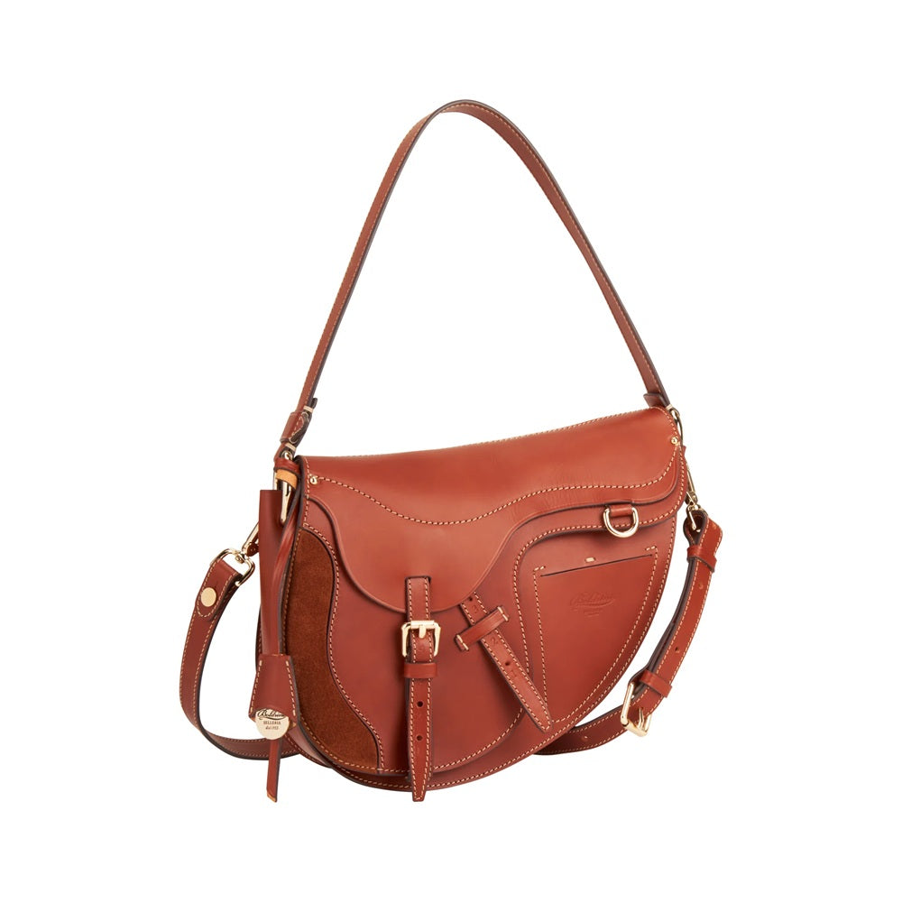 Borsa a forma di sella, con doppia tracolla, una fissa e una staccabile e regolabile. Pura eleganza fatta a borsa. Made in Italy