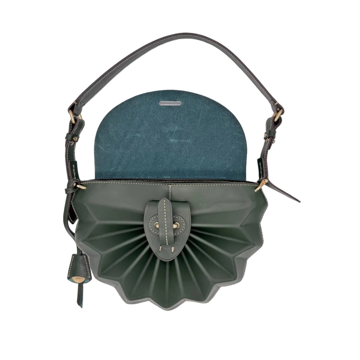Scopri la borsa a spalla Boldrini Origami 07688 Alloro, in pelle lavorata a mano con pieghe ispirate agli origami e tasche interne. Made in Italy.