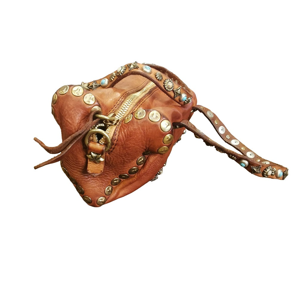 Borsa piccola a forma di cuore con pietre e borchie Campomaggi C045110ND-X3159 Cognac