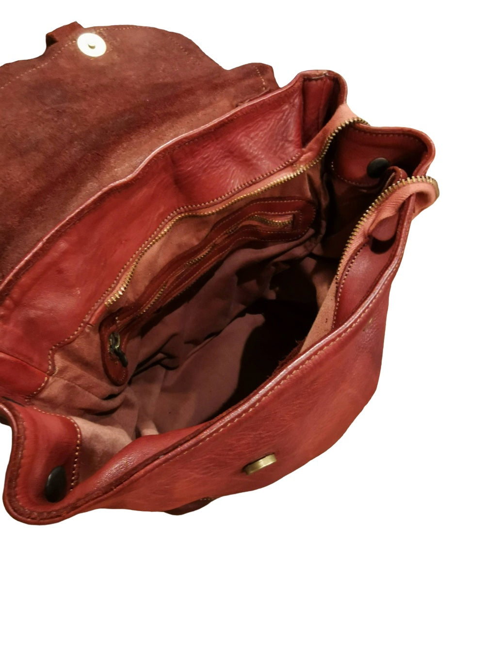 Borsa che si trasforma e diventa zaino, interamente realizzata in morbida pelle. Made in Italy